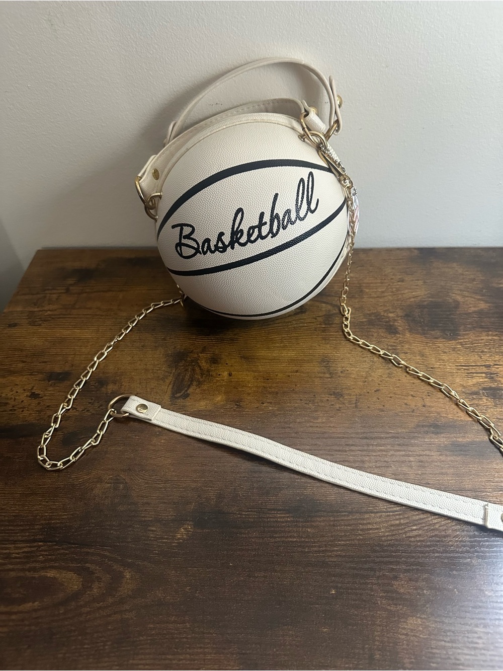 White Faux Leather Basketball Crossbody With Double Handle And Chain Shoulder